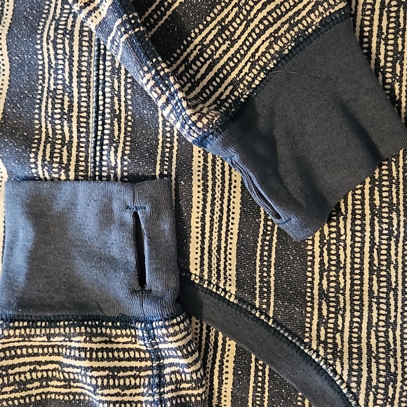 Burton hoodie - Picture 3 of 3